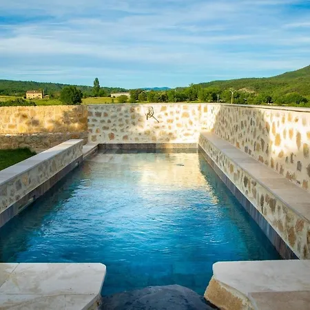 Mas Mont-laure Jacuzzi, Pool & Tranquility * Montlaux