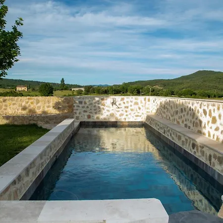 Mas Mont-laure Jacuzzi, Pool & Tranquility Nyaraló