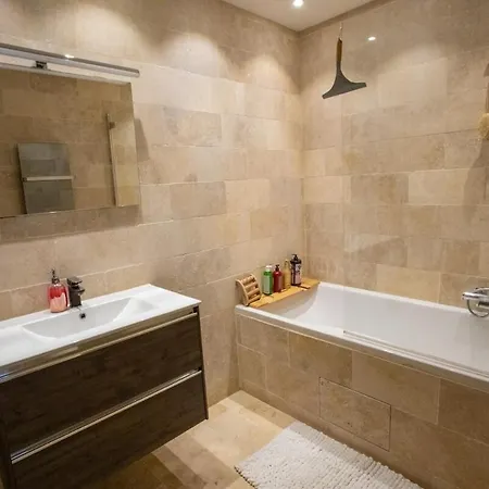 Mas Mont-laure Jacuzzi, Pool & Tranquility