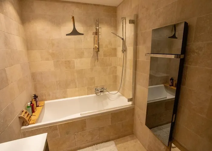 Mas Mont-laure Jacuzzi, Pool & Tranquility Vakantiehuis Montlaux