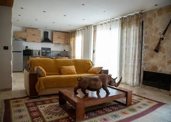 Mas Mont-laure Jacuzzi, Pool & Tranquility * Montlaux