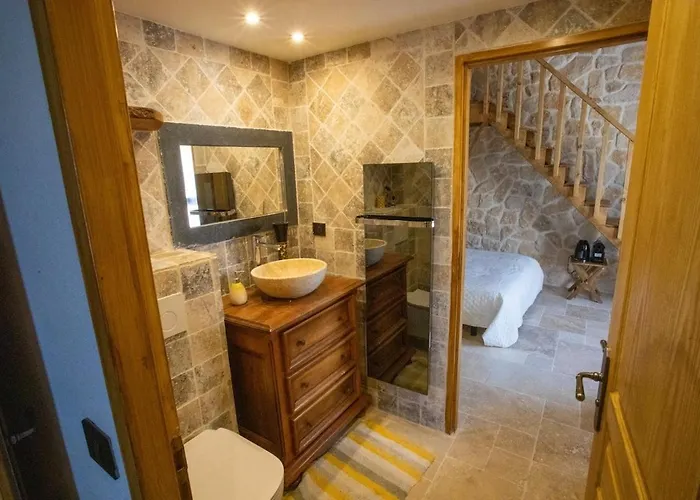 Mas Mont-laure Jacuzzi, Pool & Tranquility